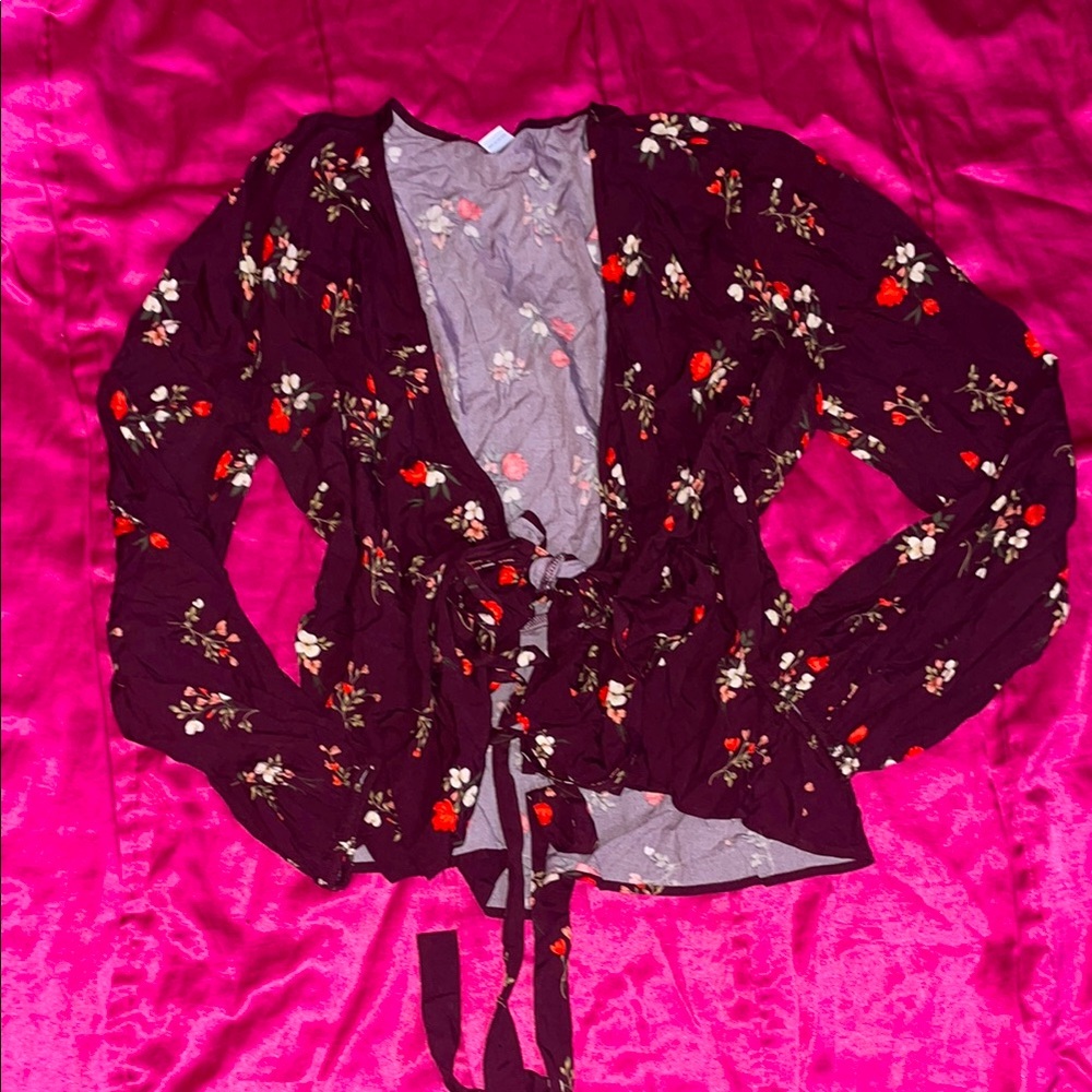 Old Navy Floral Top ❤️